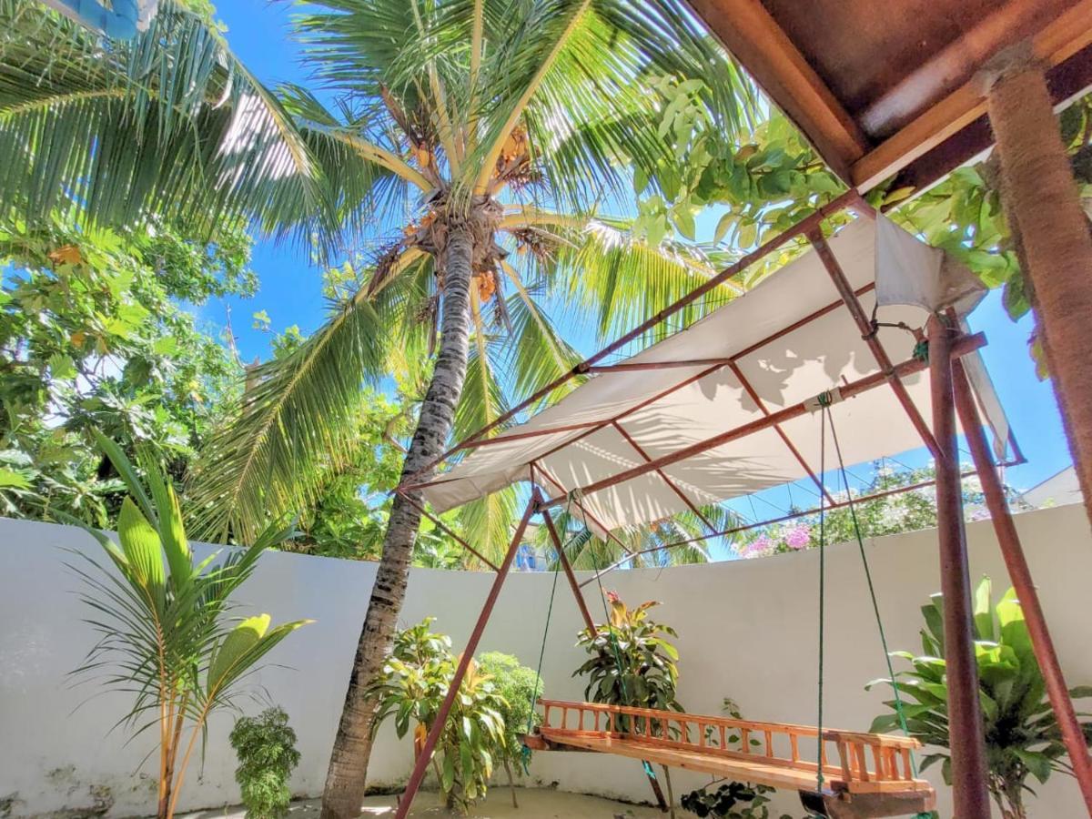 Alesara Guest House Thoddoo Buitenkant foto